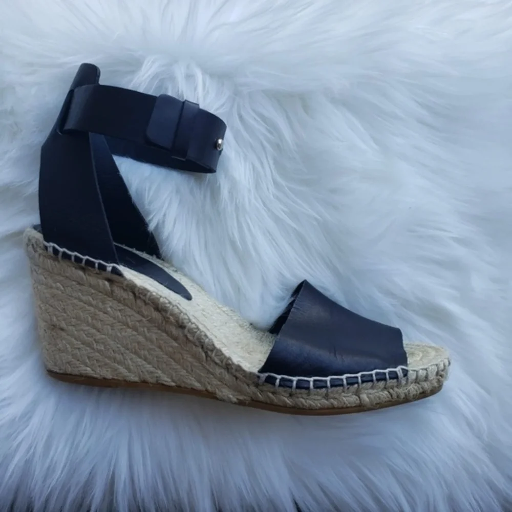 Vince Wedge Espadrilles sz 39